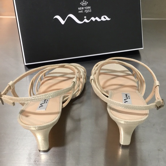 New WB Woman’s Nina of New York Neptune-W High Heel Sandal Shoe - Picture 3 of 5